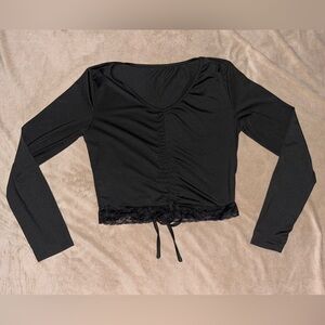 SHEIN Black Long Sleeve Lace Hem Crop Top